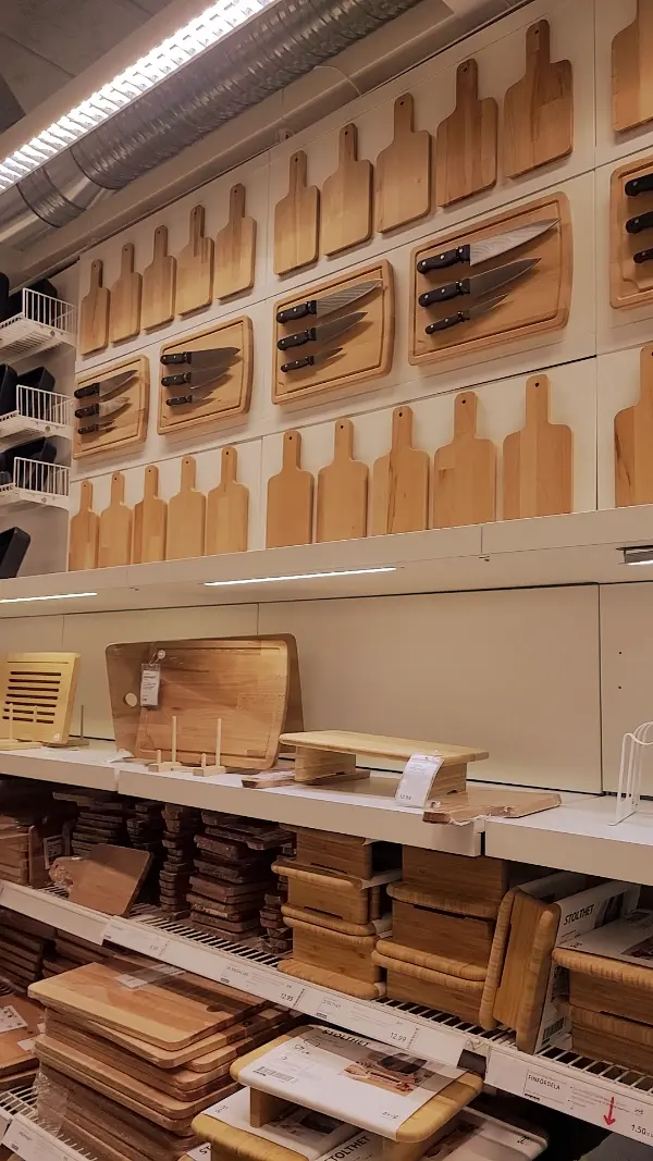 IKEA Holzschneidebretter als Spielzeug-Hack für das BDSM Spielzimmer