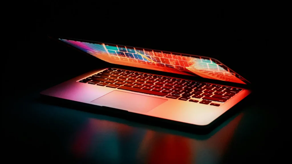 Eine Plattform für Erotik-Content gründen – technisches Fundament einer Online-Plattform